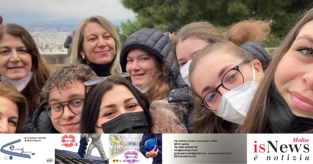 Ευρωπαϊκή κινητικότητα και περιβάλλον: οι μαθητές του «Pertini» πετούν στην Ελλάδα |  isNews